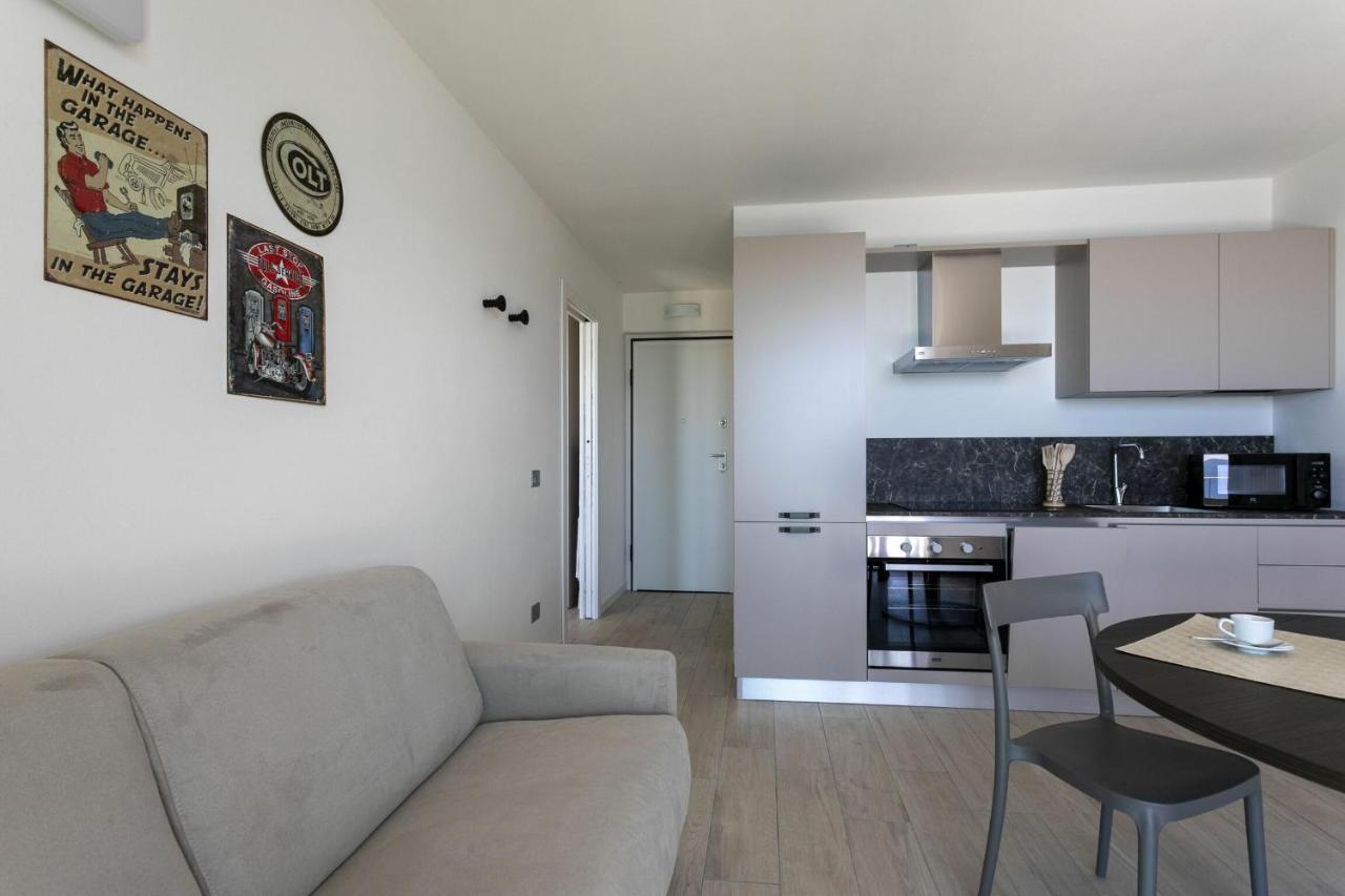 Raffaello Residenza Borgo Degli Artisti 2 Parzanica Kültér fotó